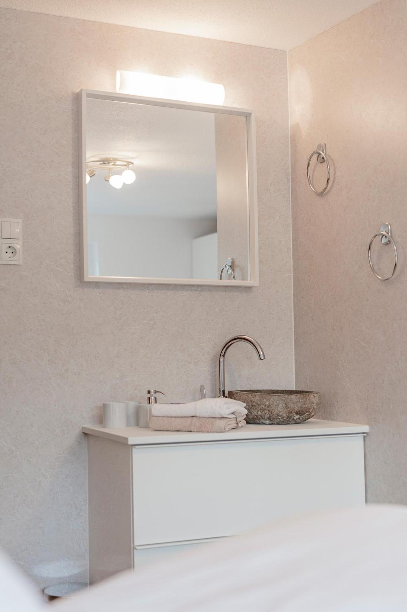 Haus Sonnenheim Apartment Langenfeld Room photo